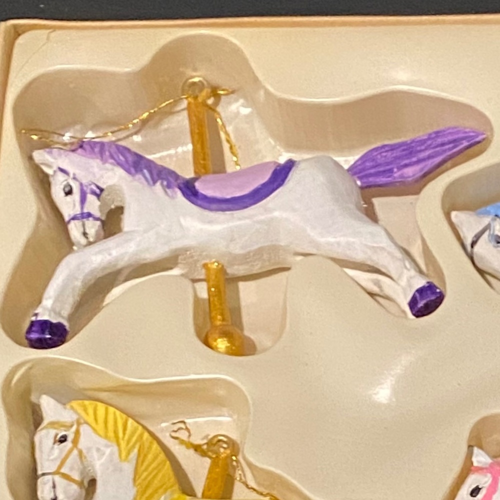 4 Carousel Horse Ornaments, Wood & Hand Painted, 13" Wire Stand, Nursery or Tree - Picture 10 of 16
